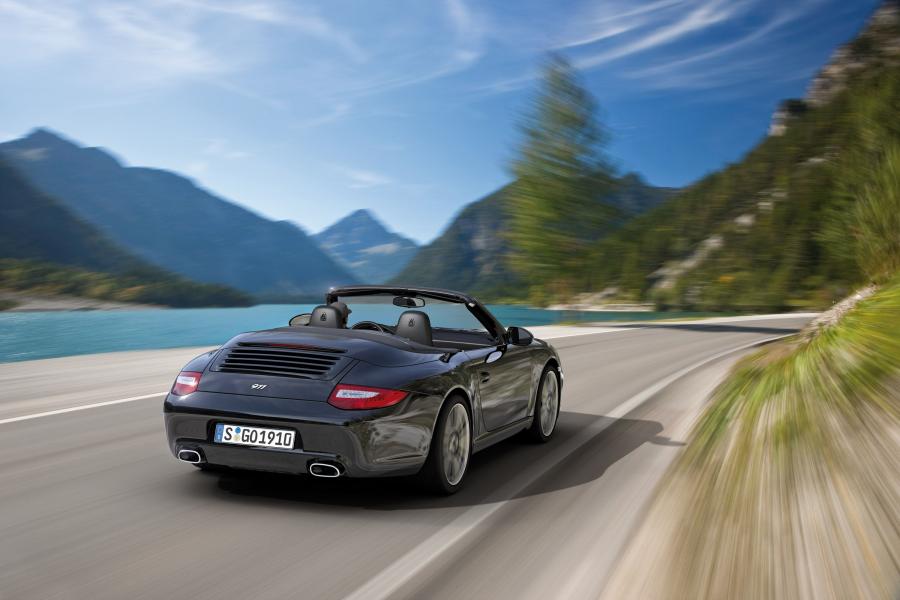  Porsche 911 Black Edition 2011 года  (фото 5 из 10)